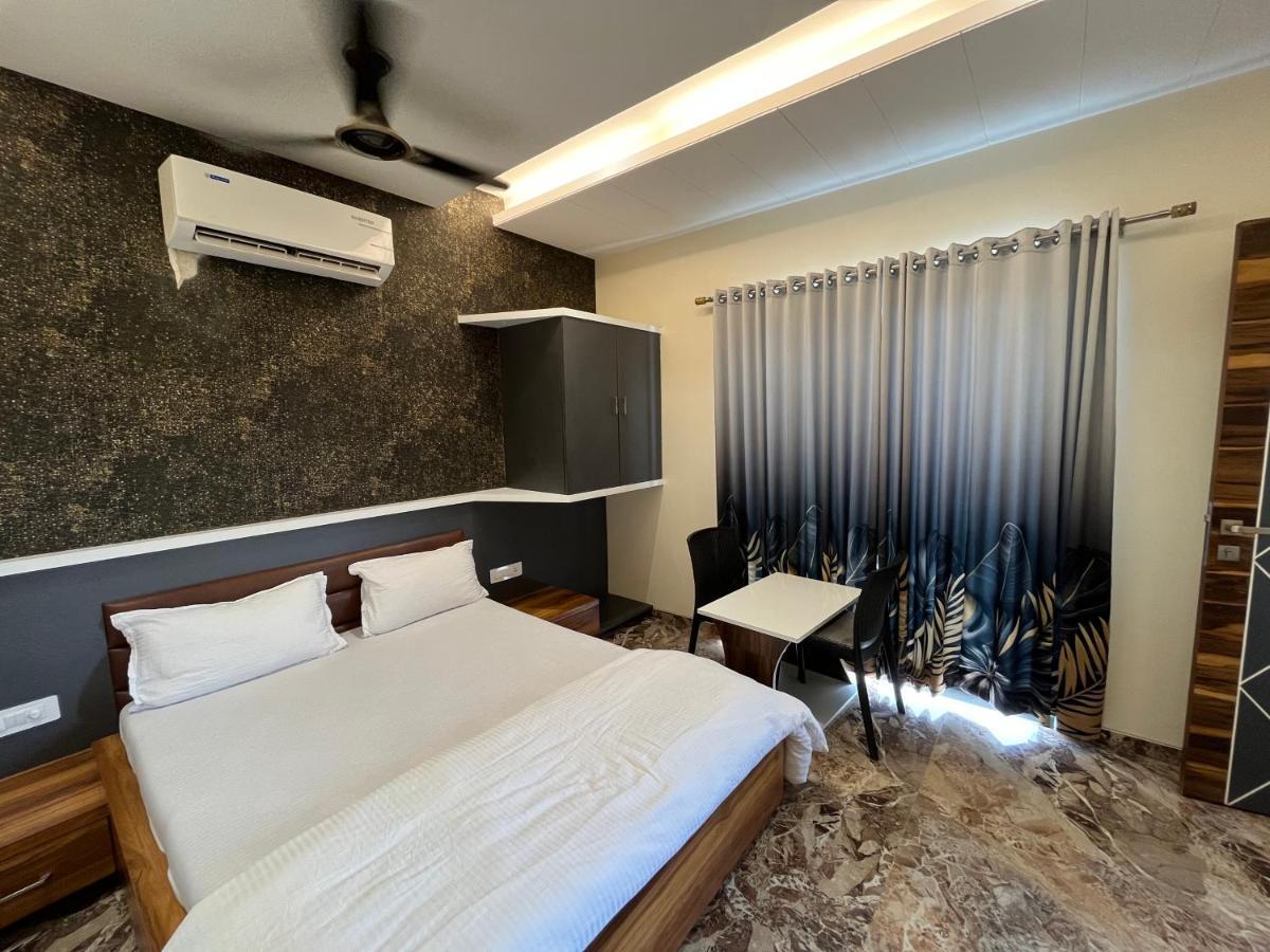 Hotel Aryadeep Phardapur Luaran gambar