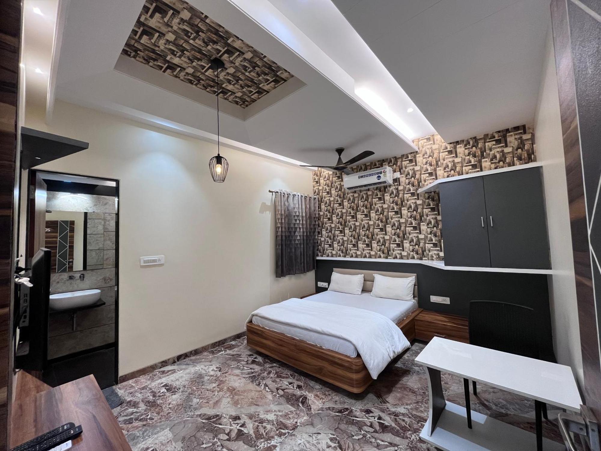 Hotel Aryadeep Phardapur Luaran gambar